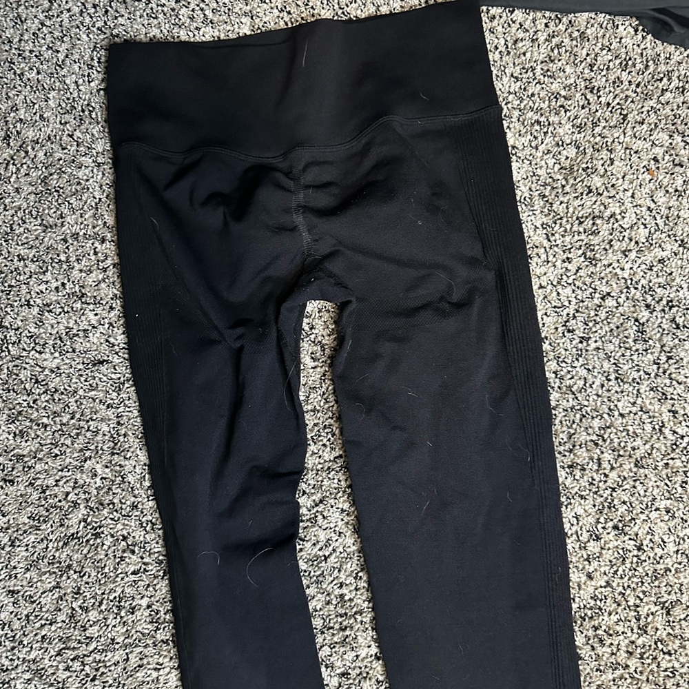 H&M Classic Black Leggings